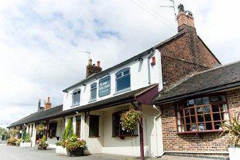 The Crewe Arms Hotel Bagian luar foto